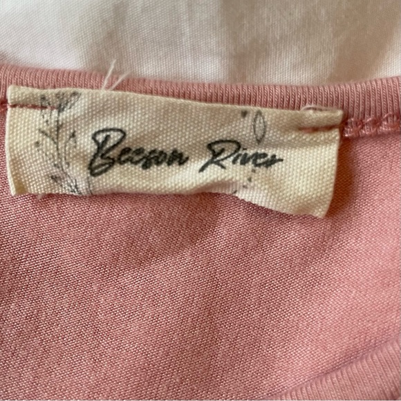 Light Pink Sleeveless Ruched Maternity Top - Size XL from Pink Blush Maternity - Picture 5 of 5